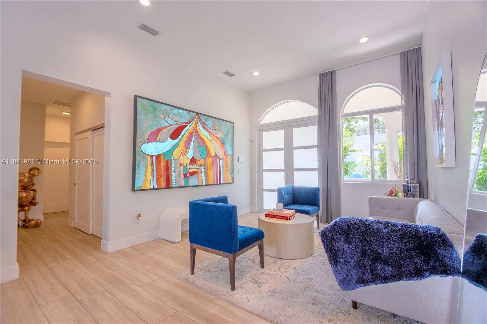 GROVES EXTENSION - Residential