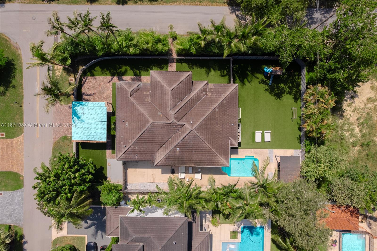 GROVES EXTENSION - Residential