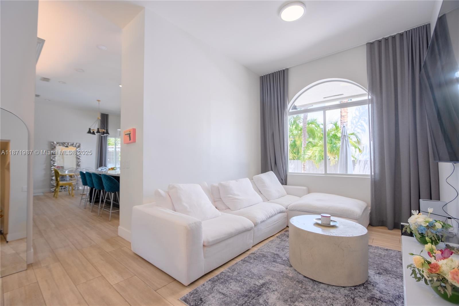 GROVES EXTENSION - Residential