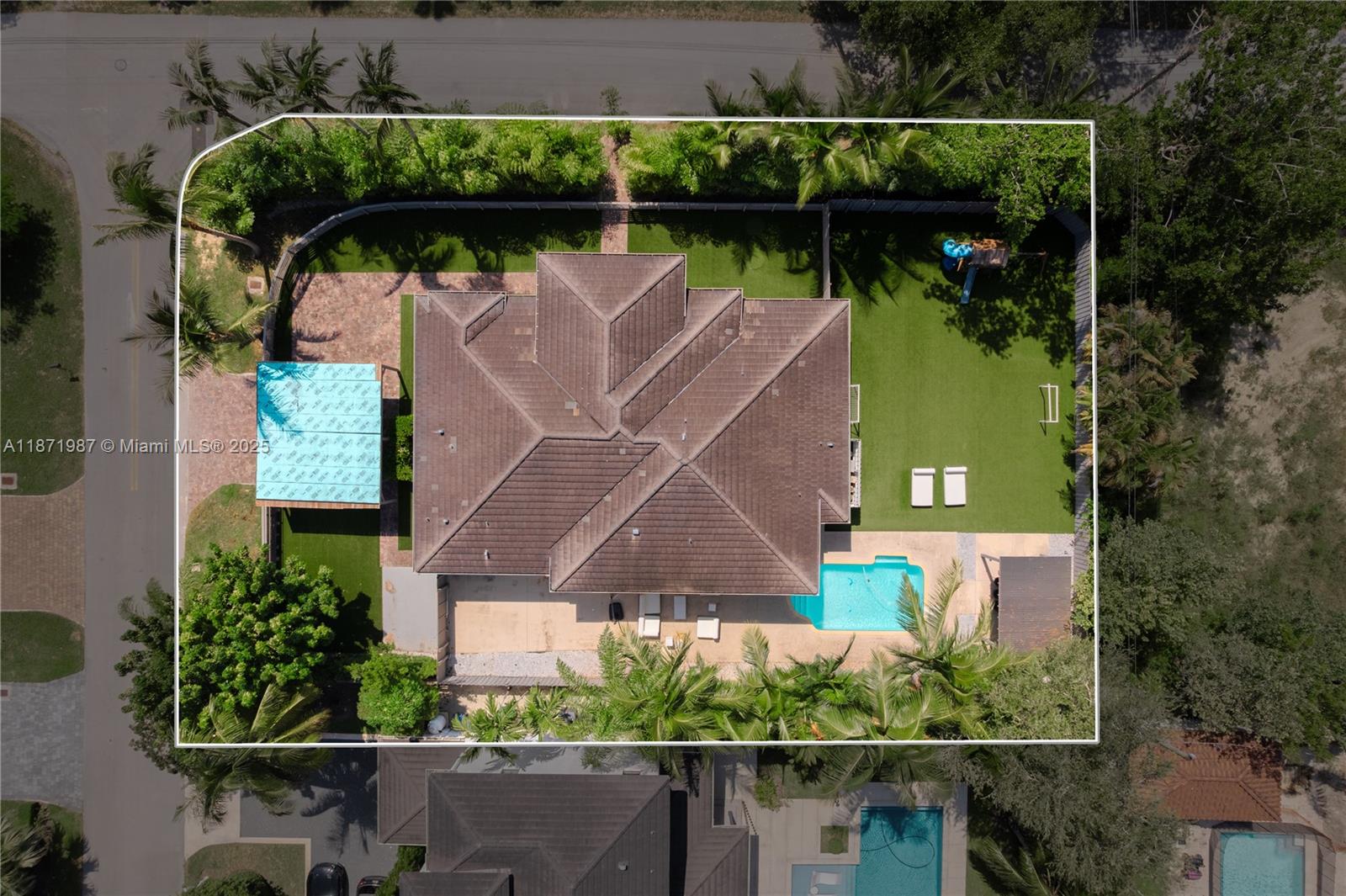 GROVES EXTENSION - Residential