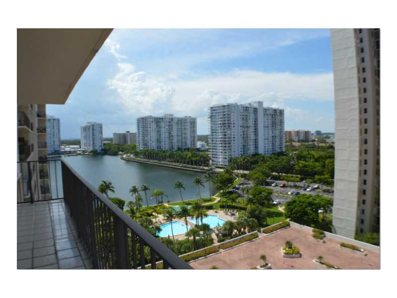 THE CLIPPER AT BISC COVE - Residential Lease