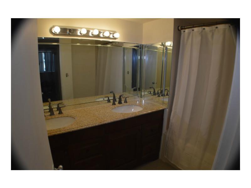 THE CLIPPER AT BISC COVE - Residential Lease