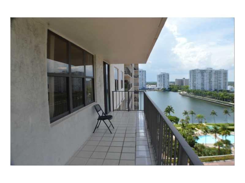 THE CLIPPER AT BISC COVE - Residential Lease