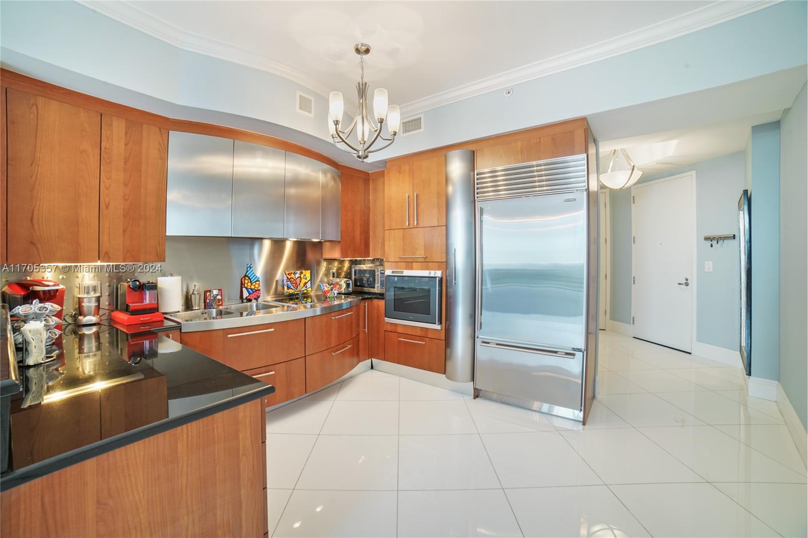 TRUMP PALACE CONDO - Residential