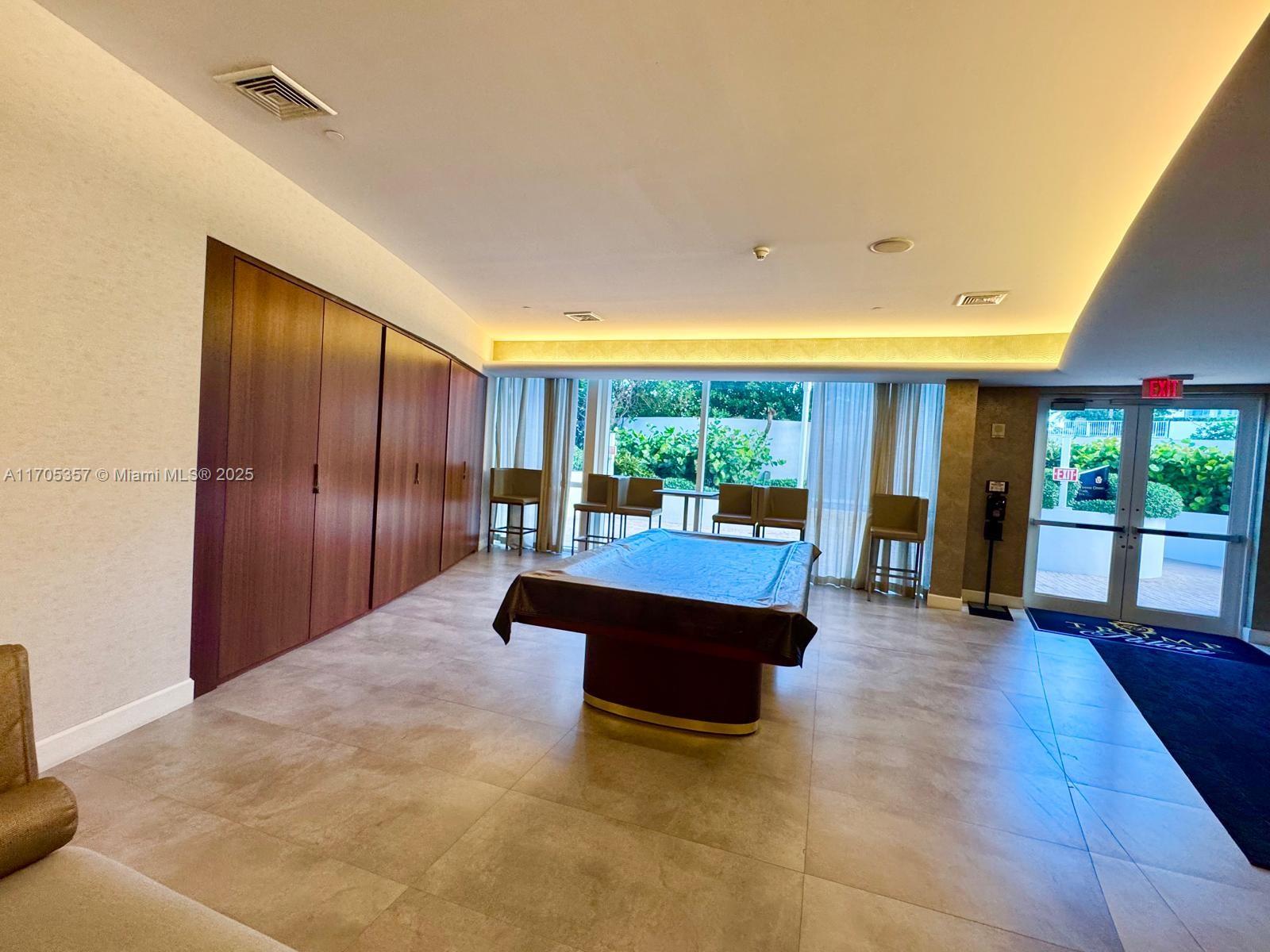 TRUMP PALACE CONDO - Residential