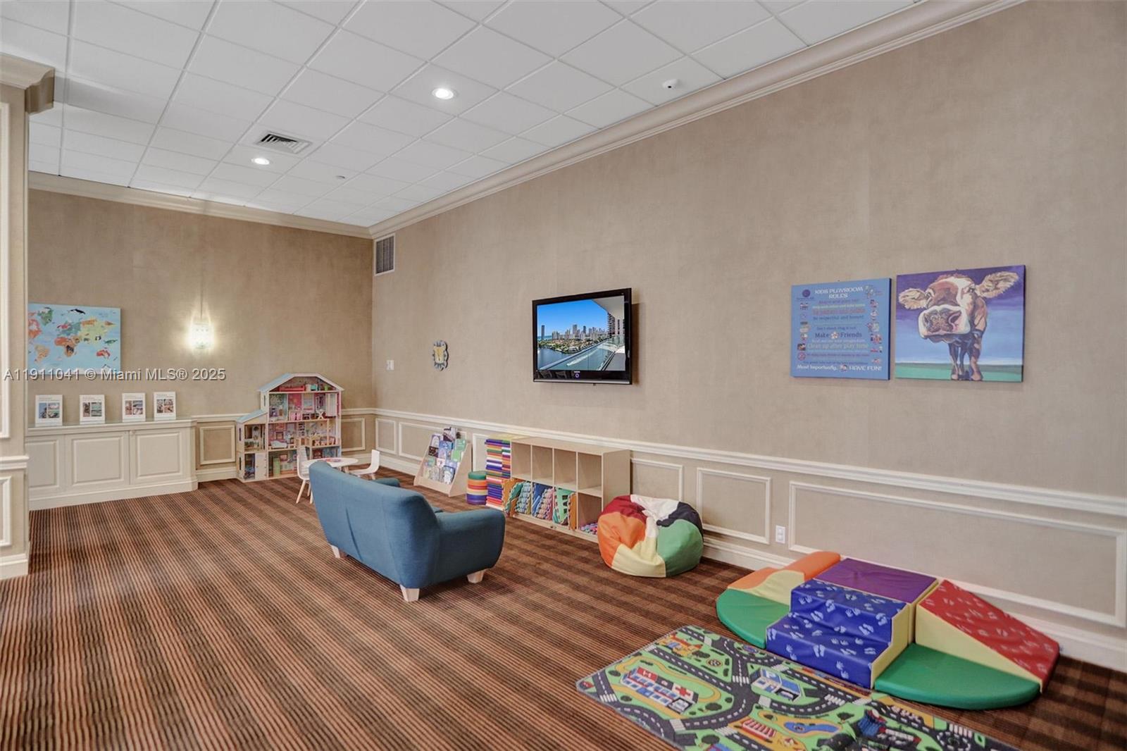 TURNBERRY ISLE CONDO - Residential Lease