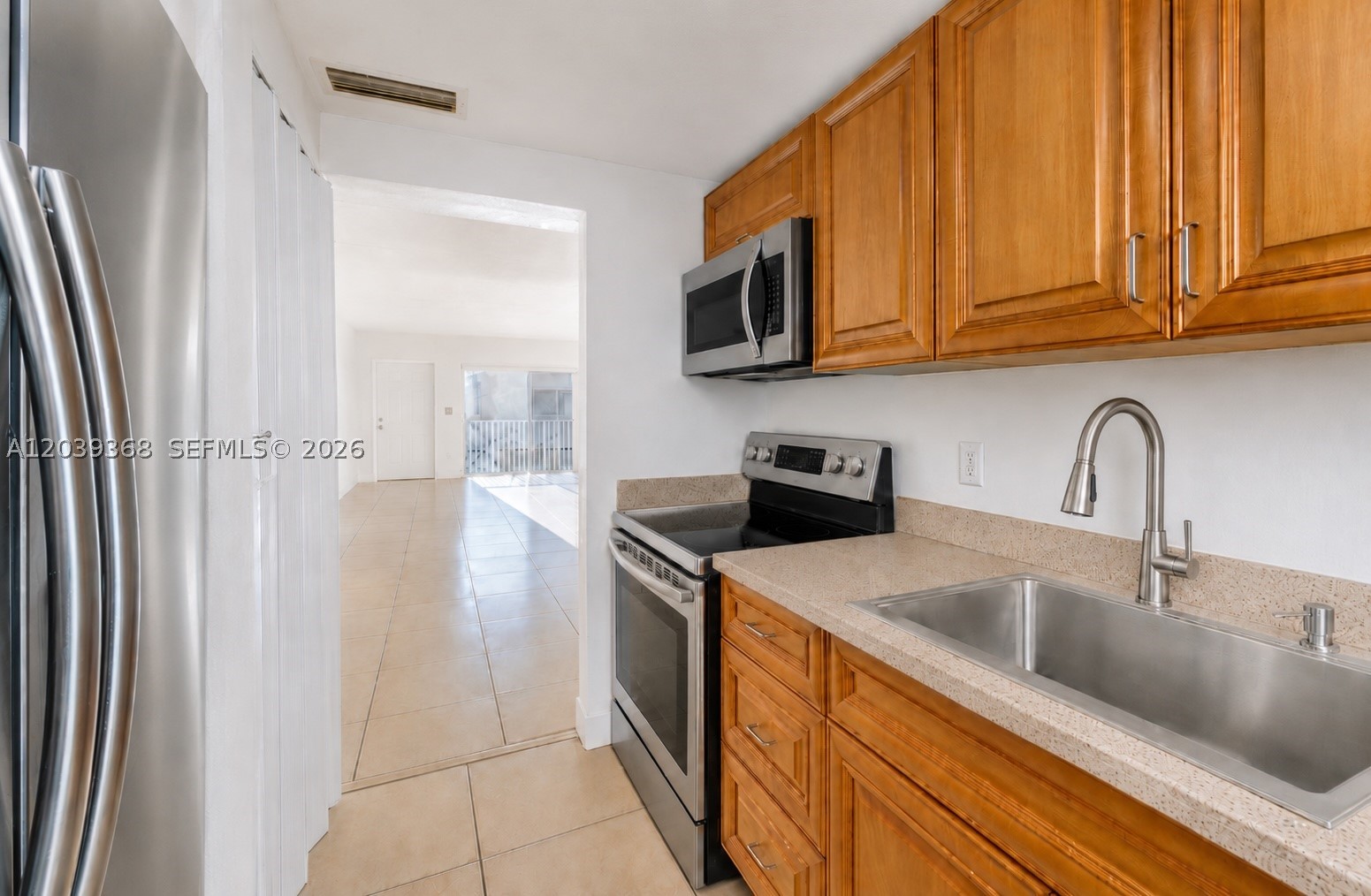 1142 99th St 23
