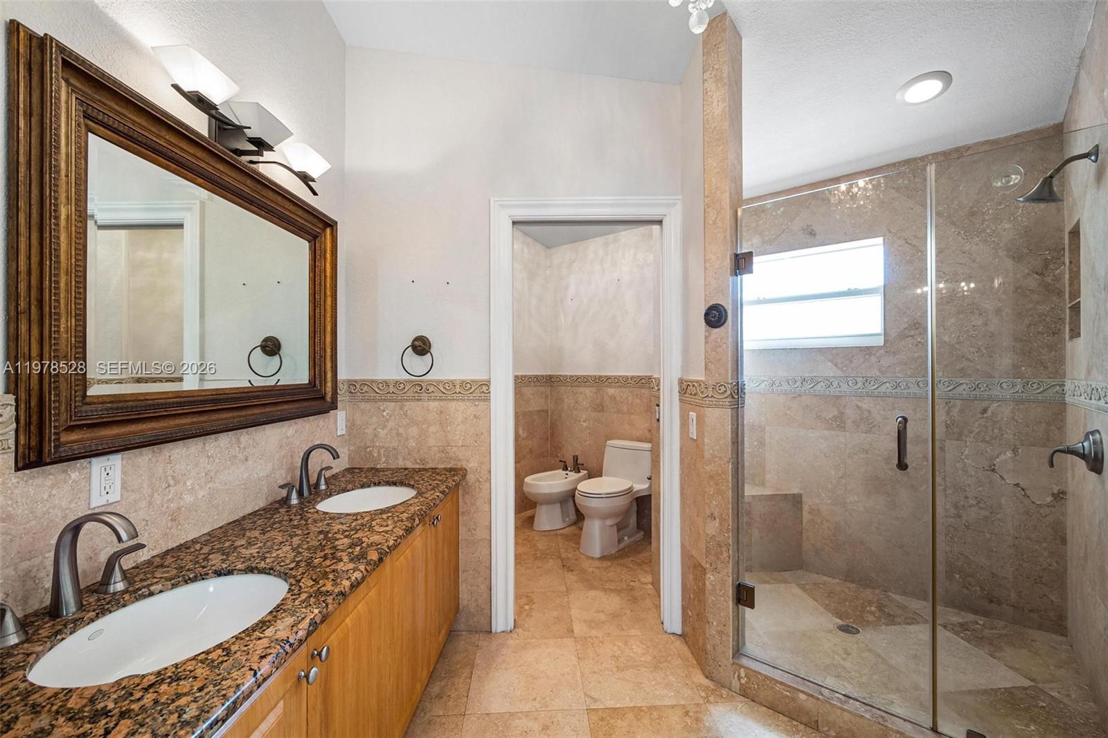 LAKES OF THE MEADOW SEC 4 - Residential