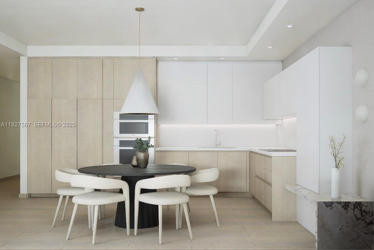 THE EMERALDBAY @ KEY COLO - Residential Lease