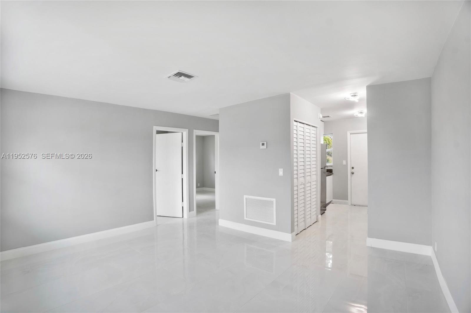 INLET CITY - Residential Income