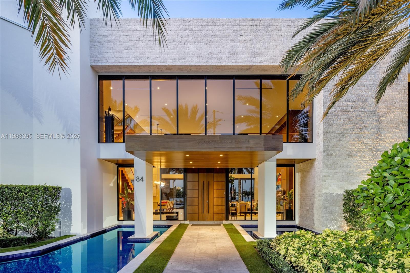 ISLA BAHIA - Residential