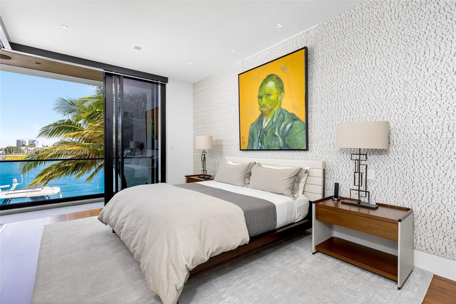 ISLA BAHIA - Residential