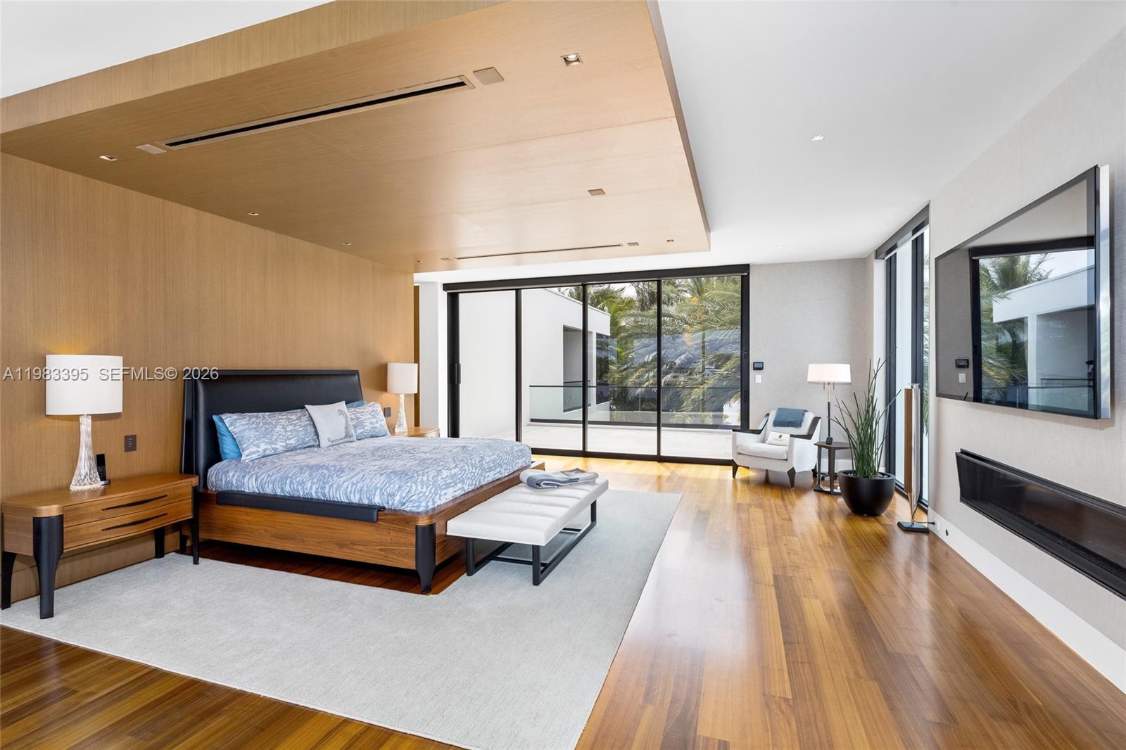 ISLA BAHIA - Residential