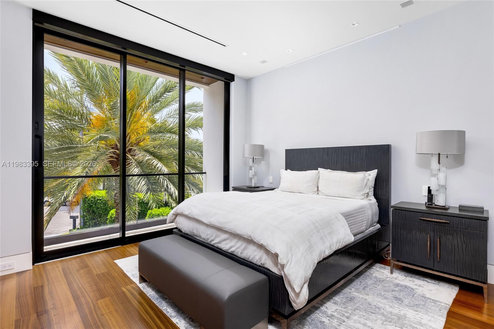 ISLA BAHIA - Residential