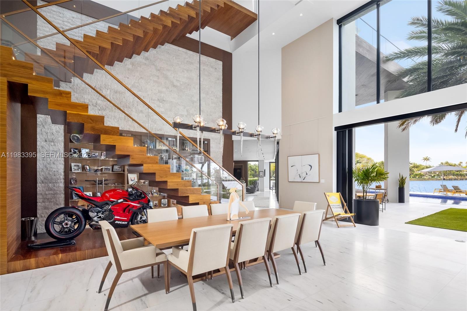 ISLA BAHIA - Residential