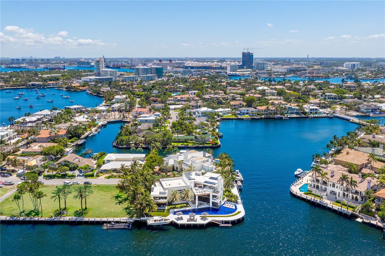 ISLA BAHIA - Residential