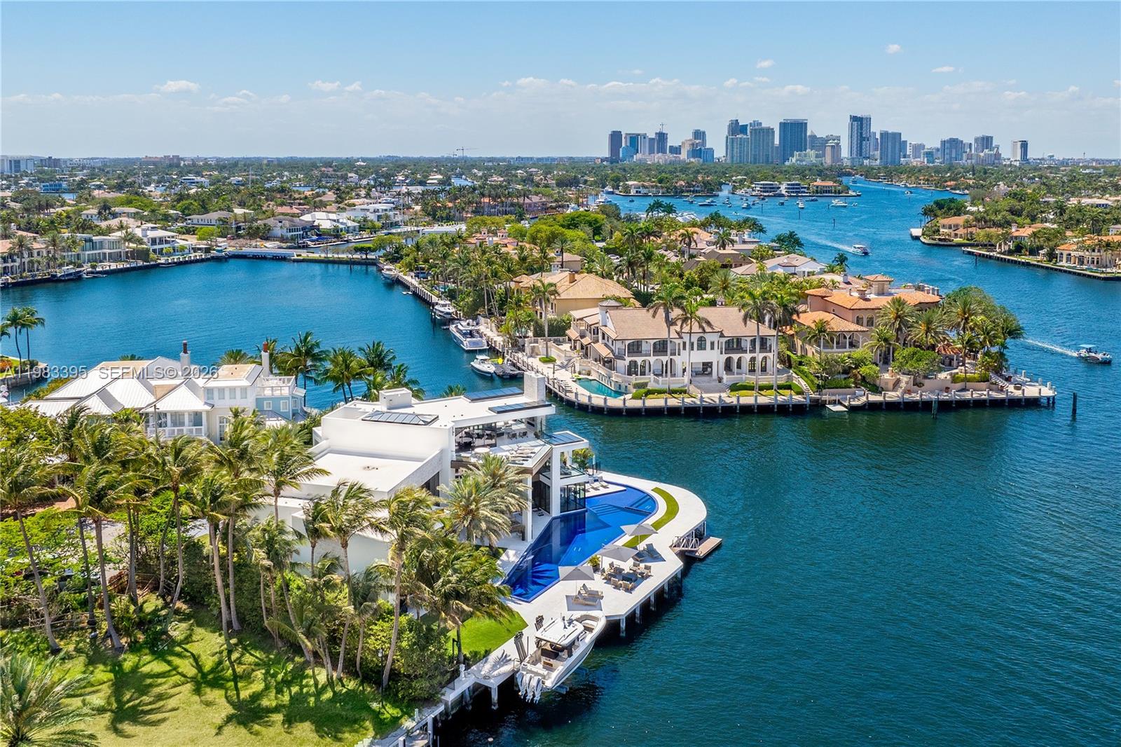 ISLA BAHIA - Residential