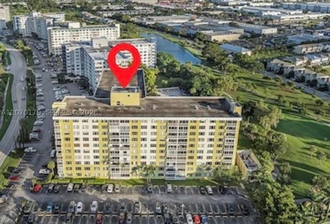 Photo of 4400 Hillcrest Dr #602B, Hollywood, FL 33021 (MLS # A12070179)