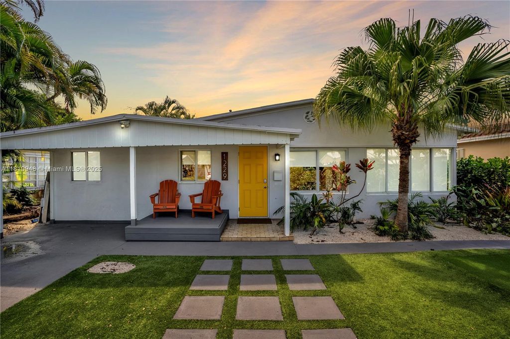 Photo of 1229 NE 17th Ave, Fort Lauderdale, FL 33304 (MLS # A11819948)