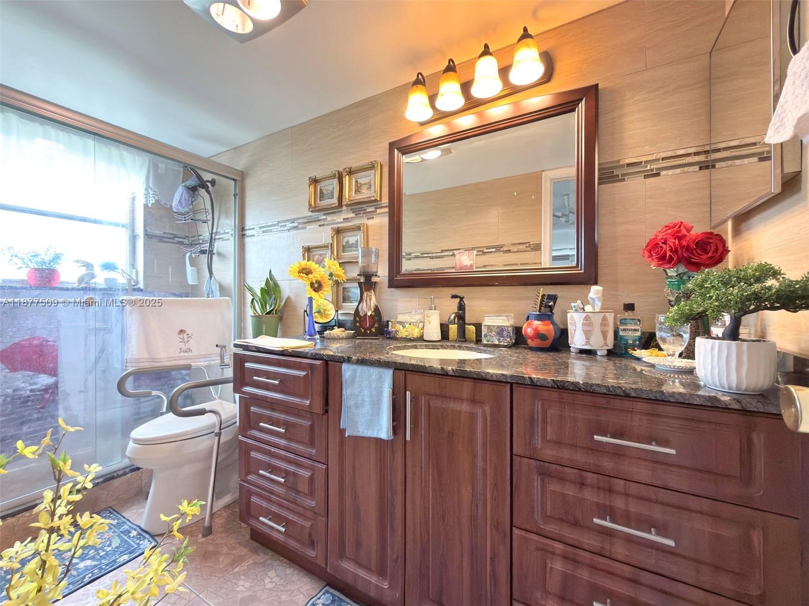 CASTLE APARTMENTS 16 COND - Residential