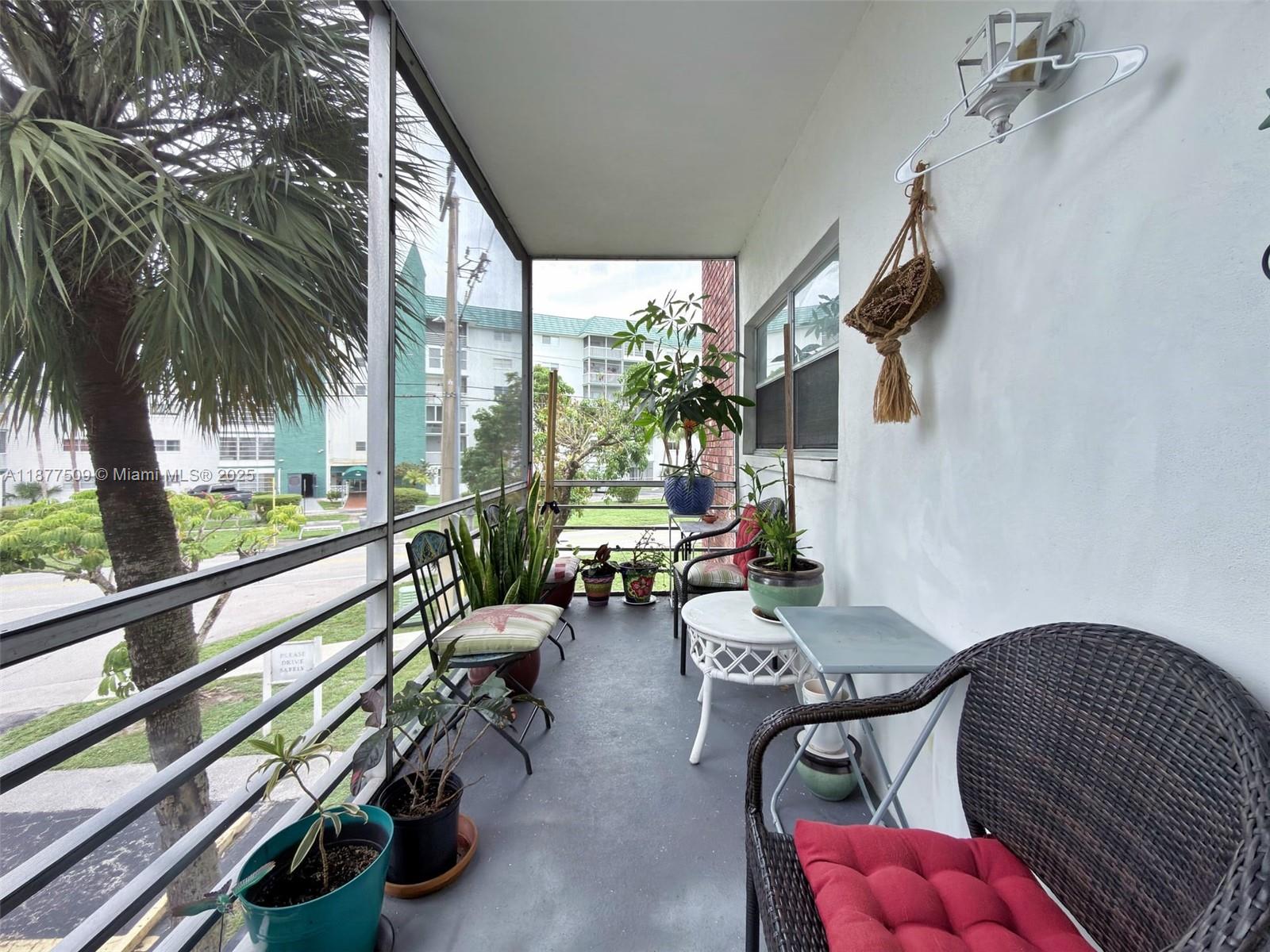 CASTLE APARTMENTS 16 COND - Residential