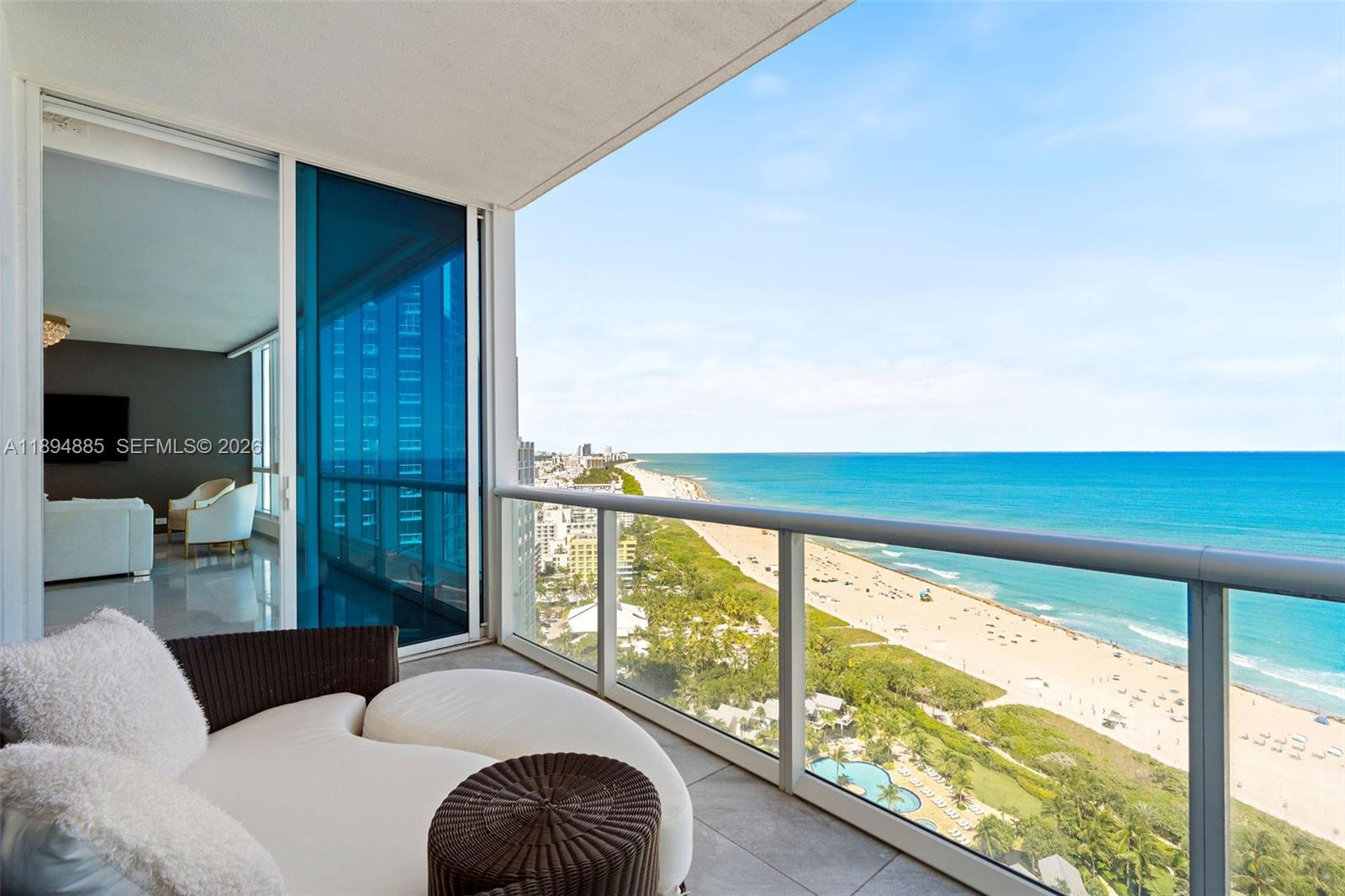 CONTINUUM ON SOUTH BEACH - Residential