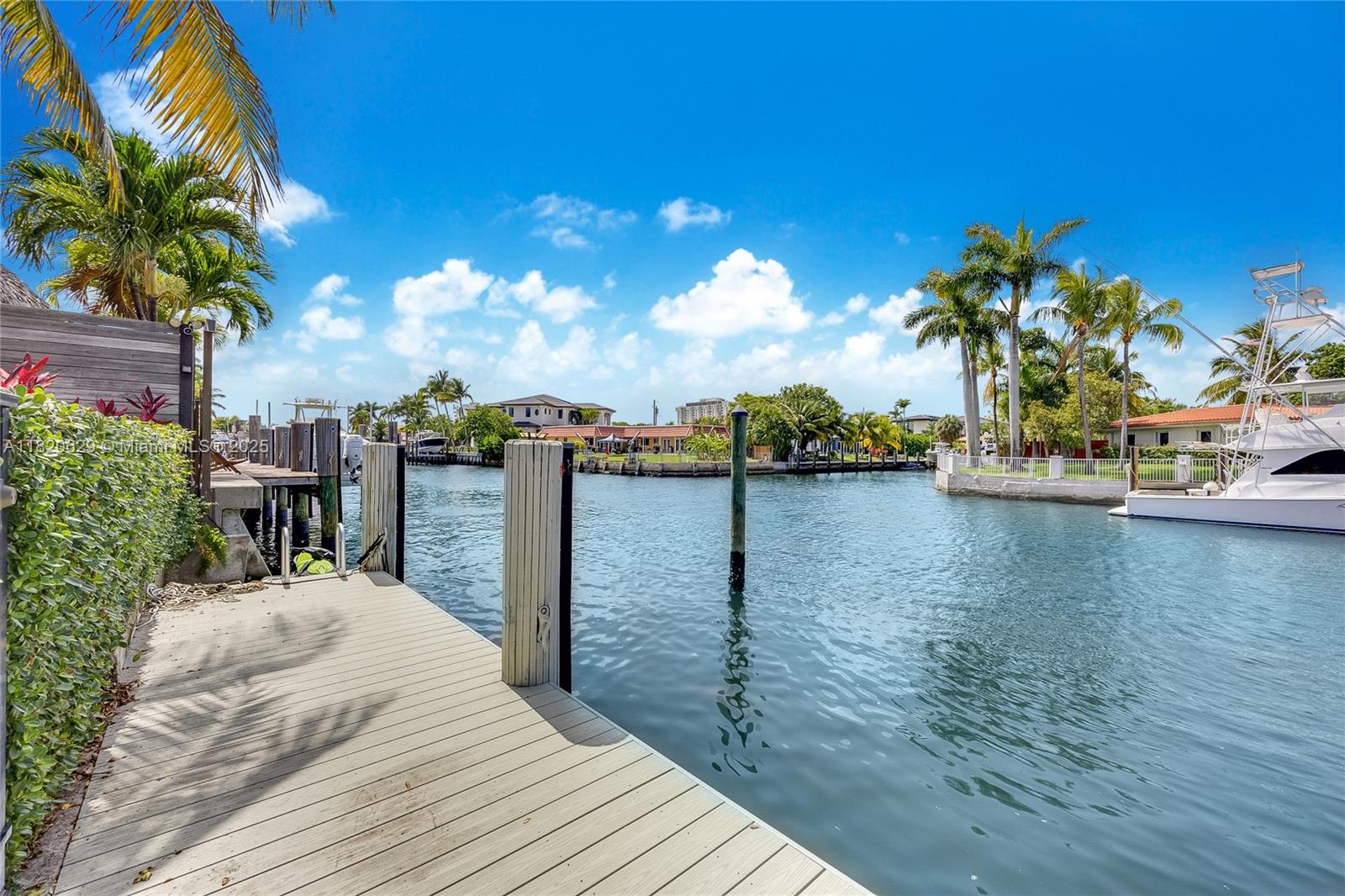 VENETIAN SEC KEYSTONE POI - Residential