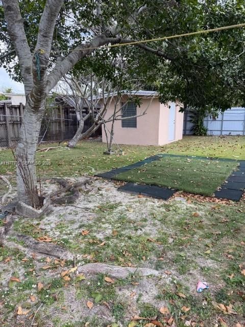 Tiny photo for 10945 SW 41st St, Miami, FL 33165 (MLS # A11977775)