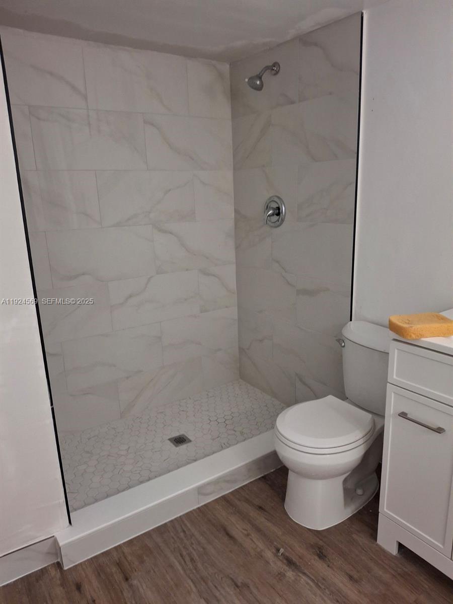 BONAIRE AT WOODMONT NO 1- - Residential