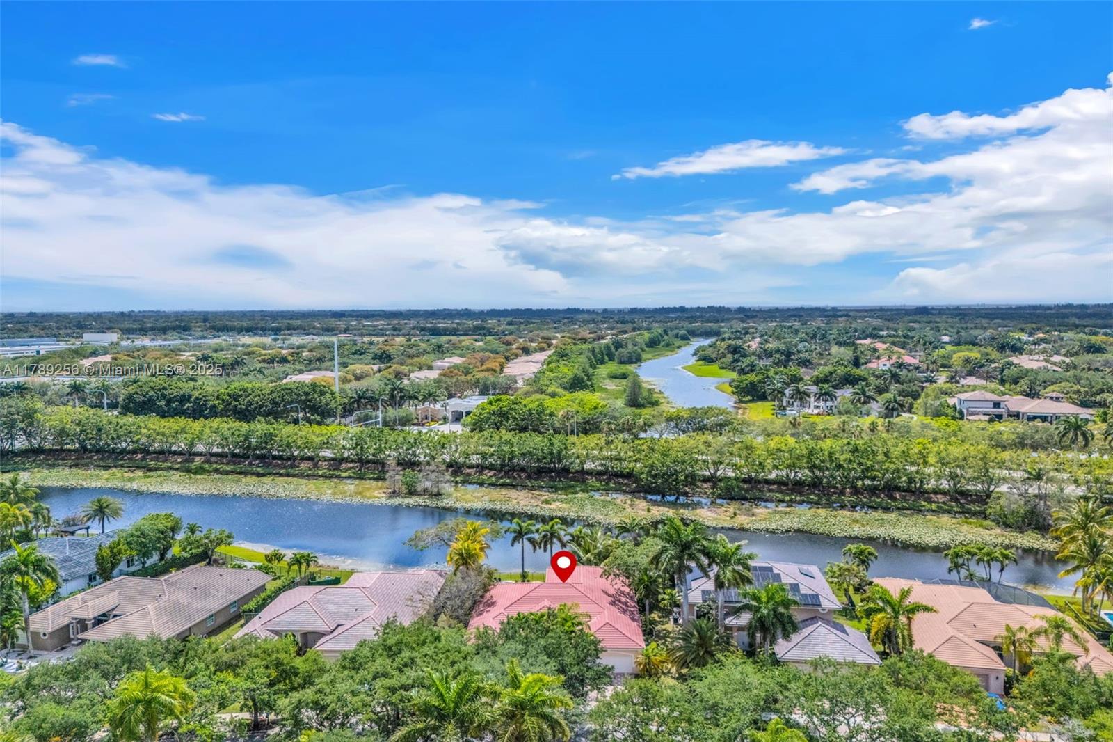 3739 Oak Ridge Cir