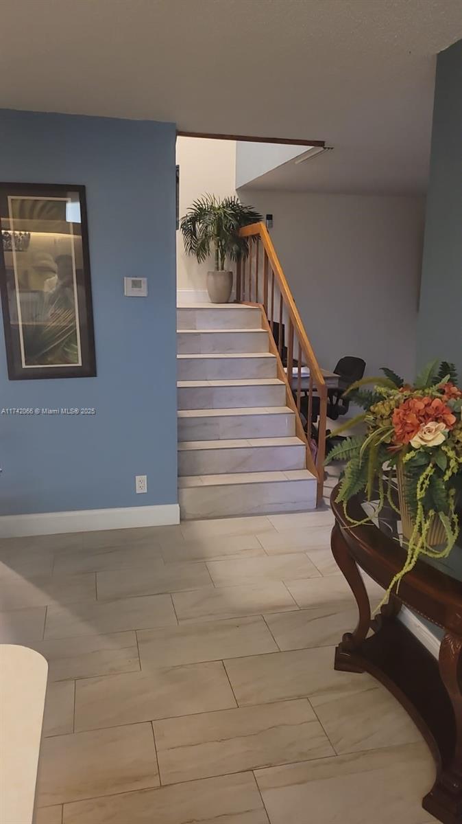 WATERSIDE ESTATES - Residential