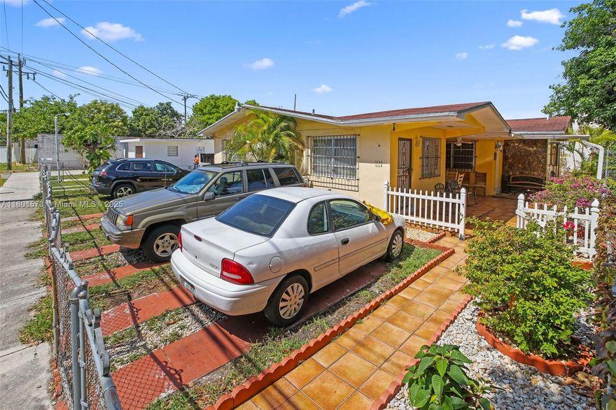 Prime duplex for sale in Southwest Miami! This Townhome features two units. Situated on a generously sized lot, the duplex boasts a fantastic central location near Coral Gables, Coconut Grove, MIA Airport, Marlins Stadium, 8th Street and the newly built freedom park . This property offers excellent income potential or it could serve as a great primary residence with rental income from the second unit. Don’t miss out on this versatile investment opportunity! ***The listed price applies to one side of the townhome. ****