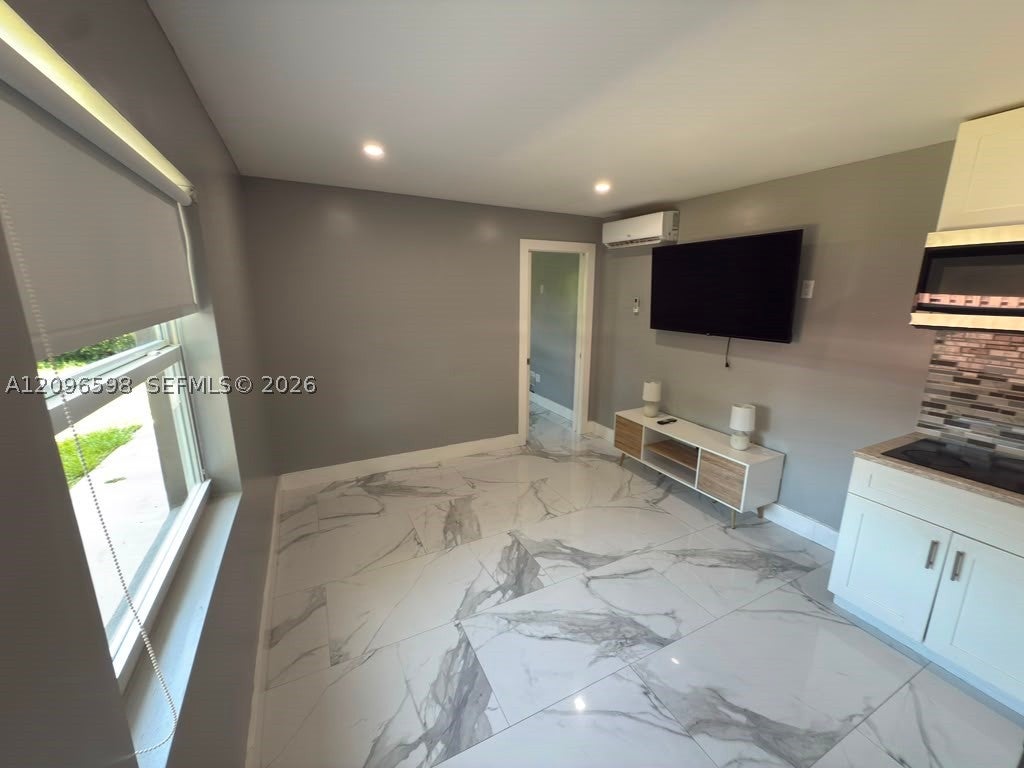 Photo of 4910 SW 28th Ter #1, Dania Beach, FL 33312 (MLS # A12096598)