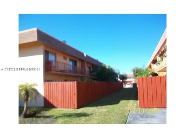 UNIVERSITY TRAIL CONDO - Residential