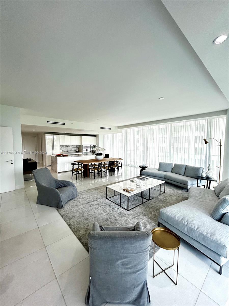 OCEANA BAL HARBOUR CONDO - Residential