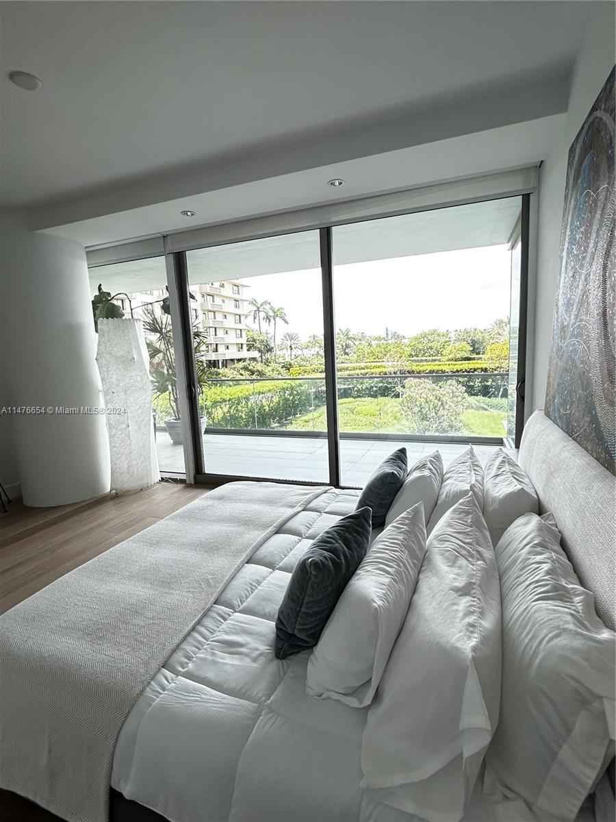 OCEANA BAL HARBOUR CONDO - Residential