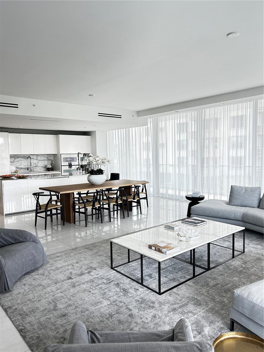 OCEANA BAL HARBOUR CONDO - Residential