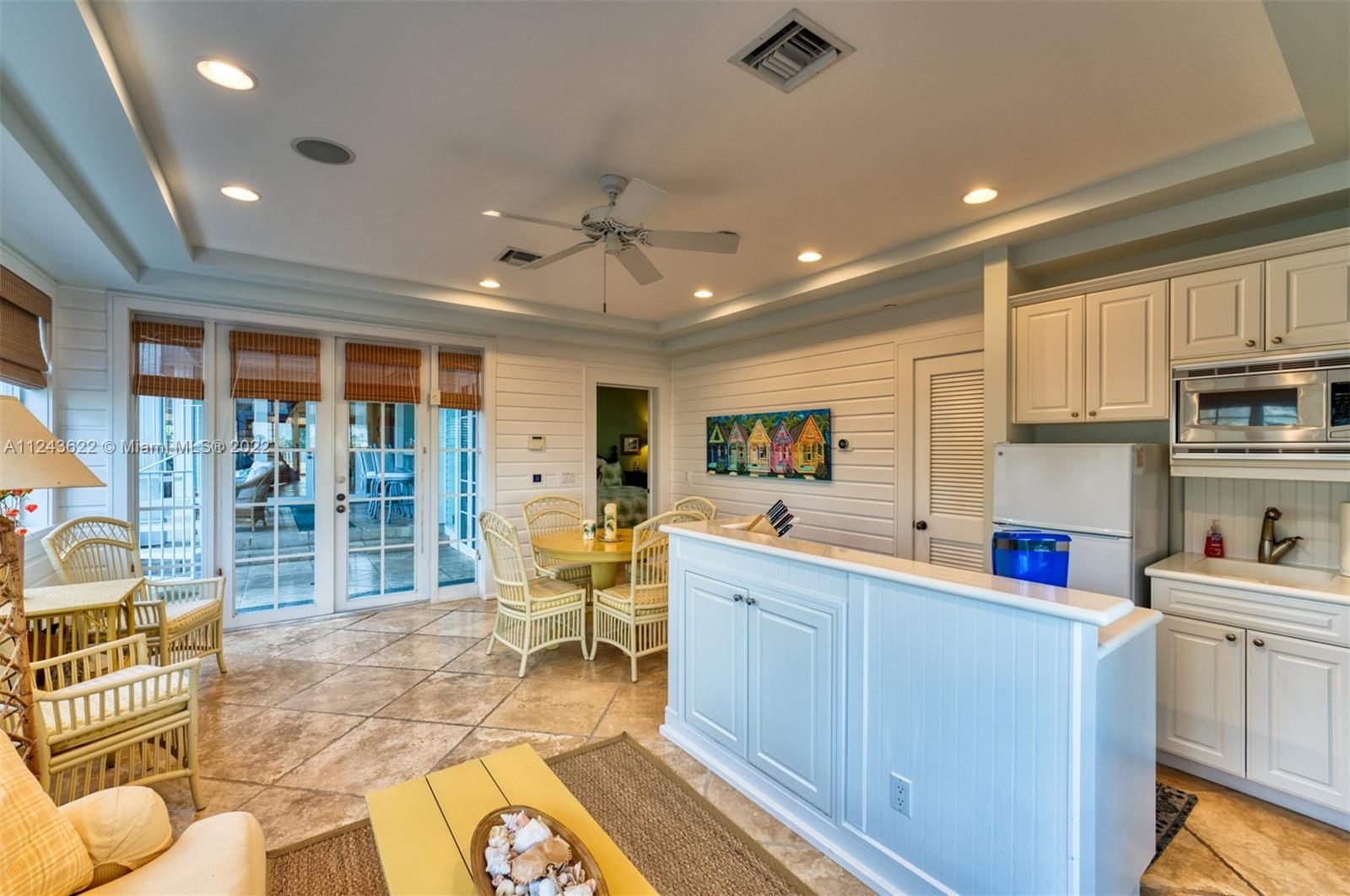 SUNSET KEY (TANK) ISLAND - Residential