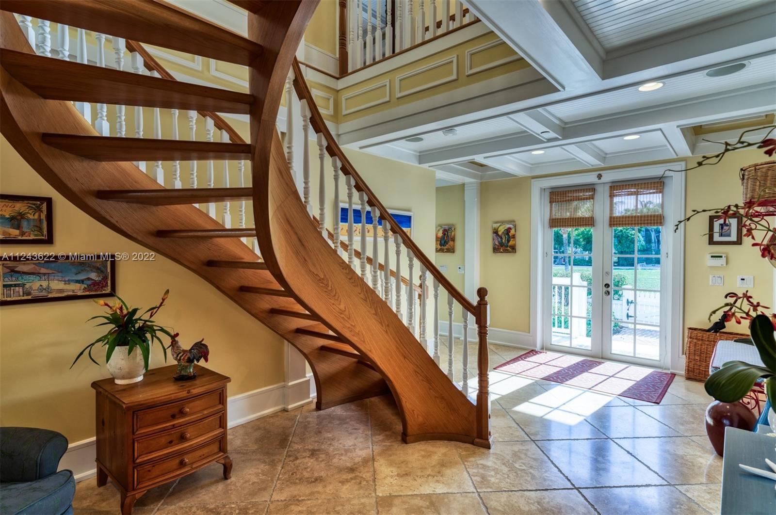 SUNSET KEY (TANK) ISLAND - Residential