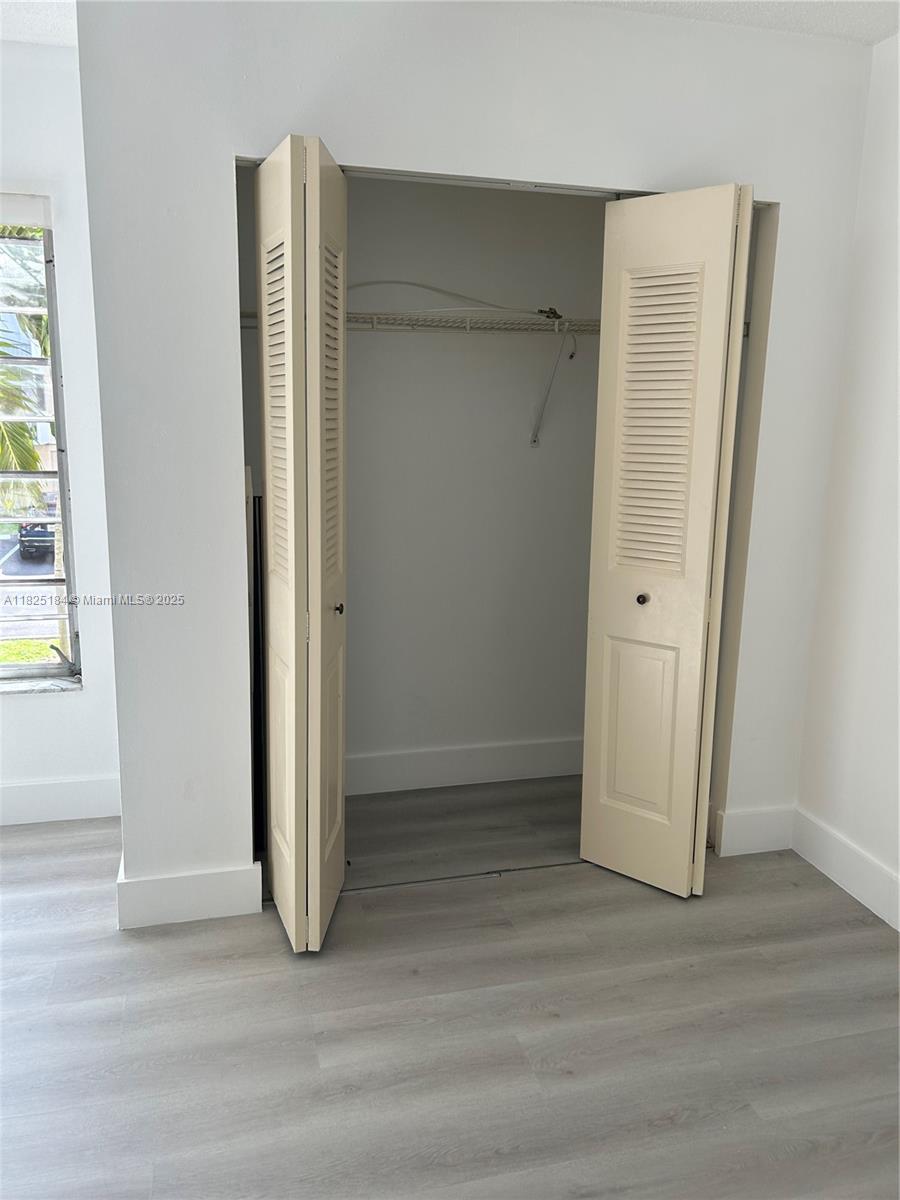 MANORS OF INVERRARY I-2 - Residential Lease