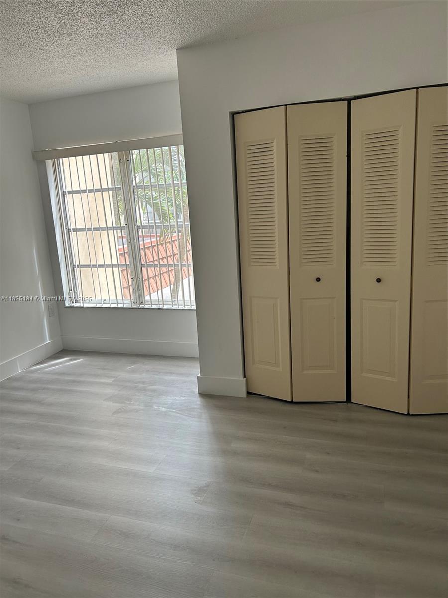 MANORS OF INVERRARY I-2 - Residential Lease