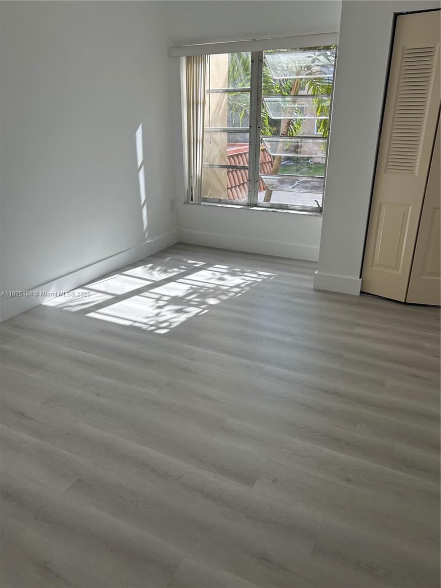 MANORS OF INVERRARY I-2 - Residential Lease