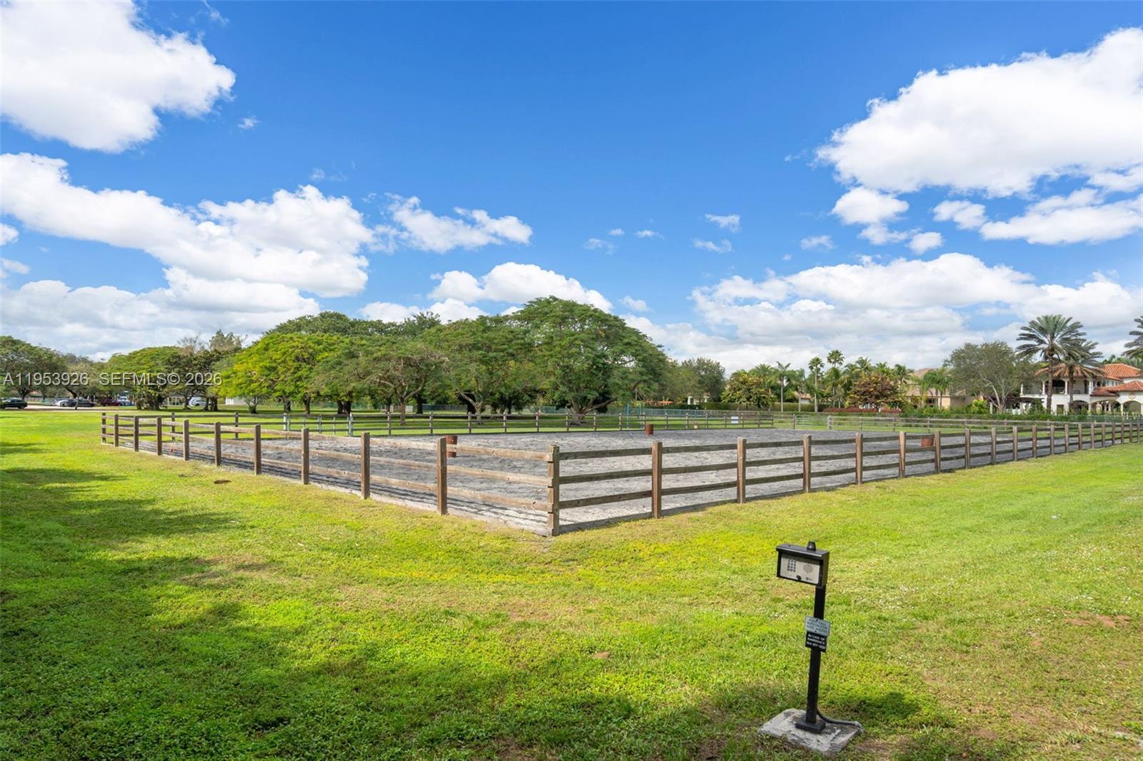 KAPOK GROVE ESTATES - Residential