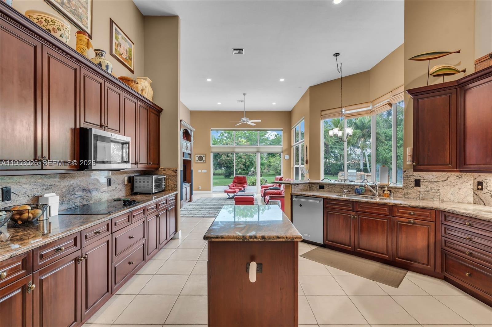 KAPOK GROVE ESTATES - Residential