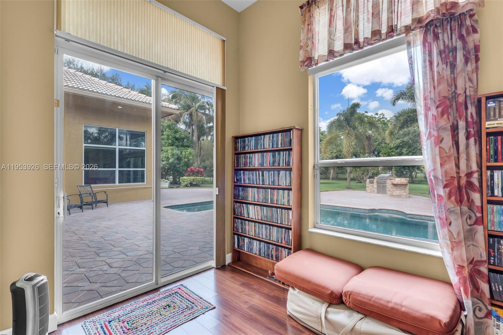 KAPOK GROVE ESTATES - Residential