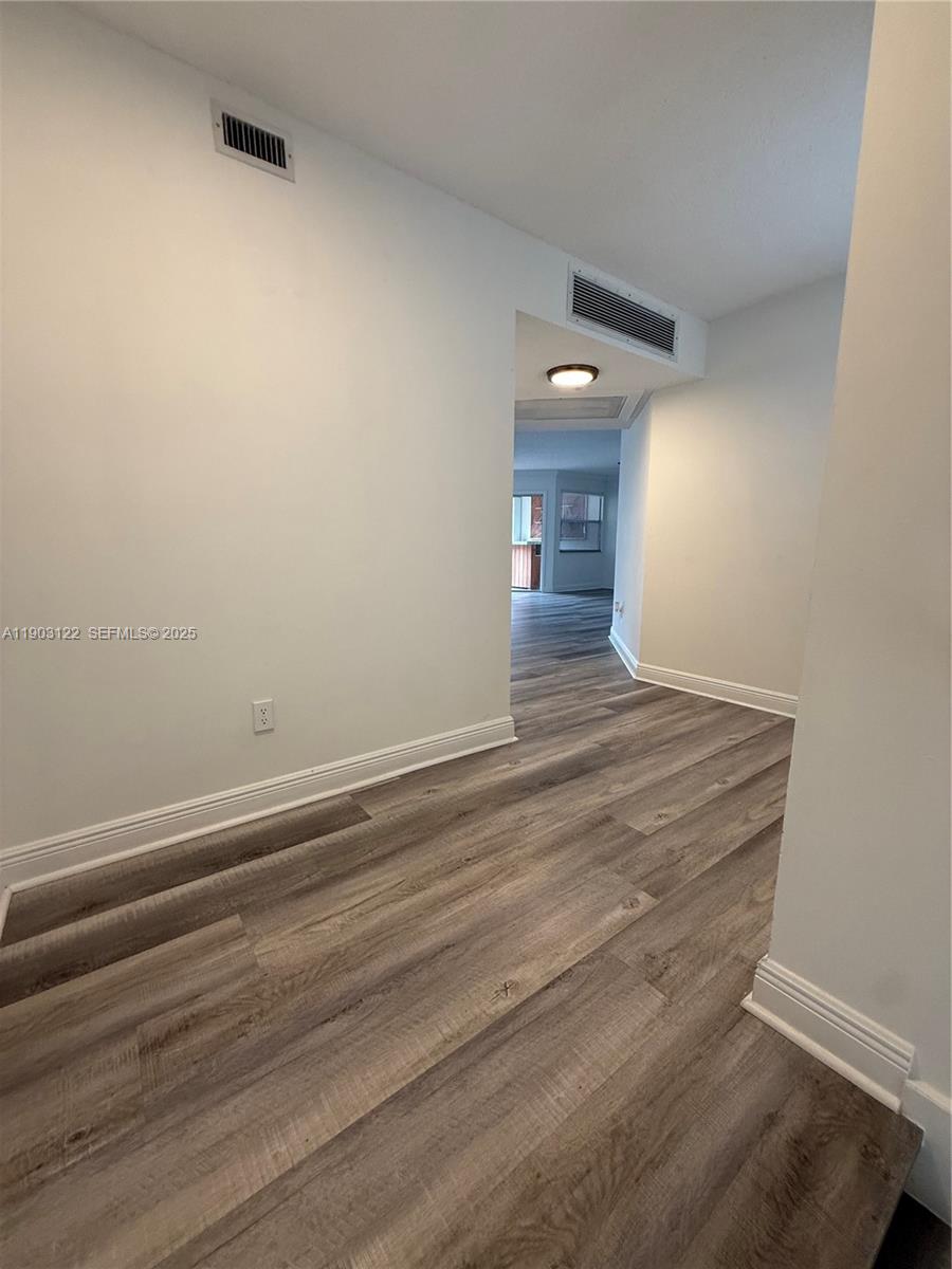 KEYS GATE CONDO NO SIX - Residential