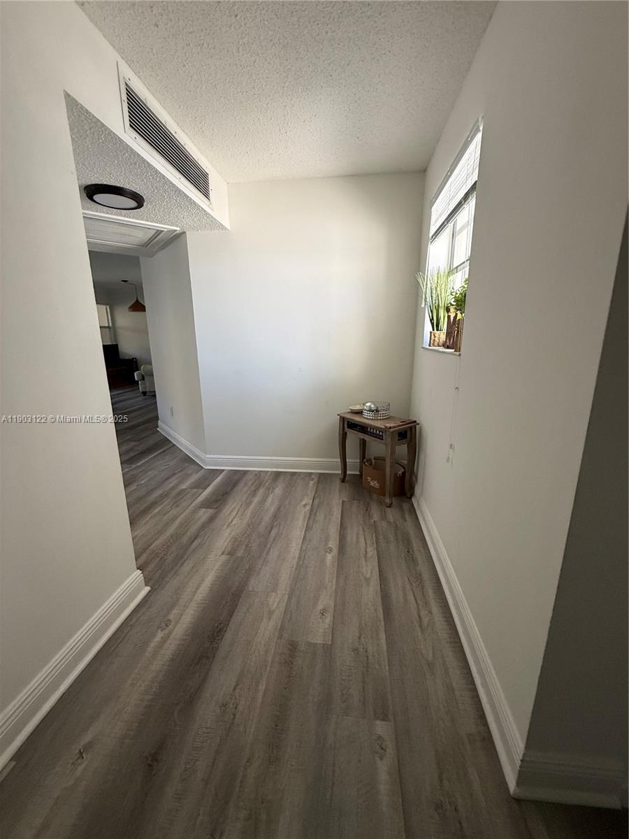 KEYS GATE CONDO NO SIX - Residential