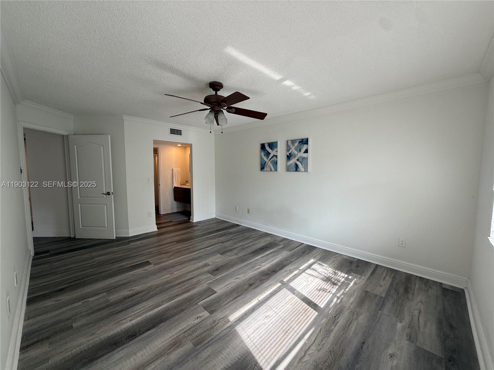 KEYS GATE CONDO NO SIX - Residential