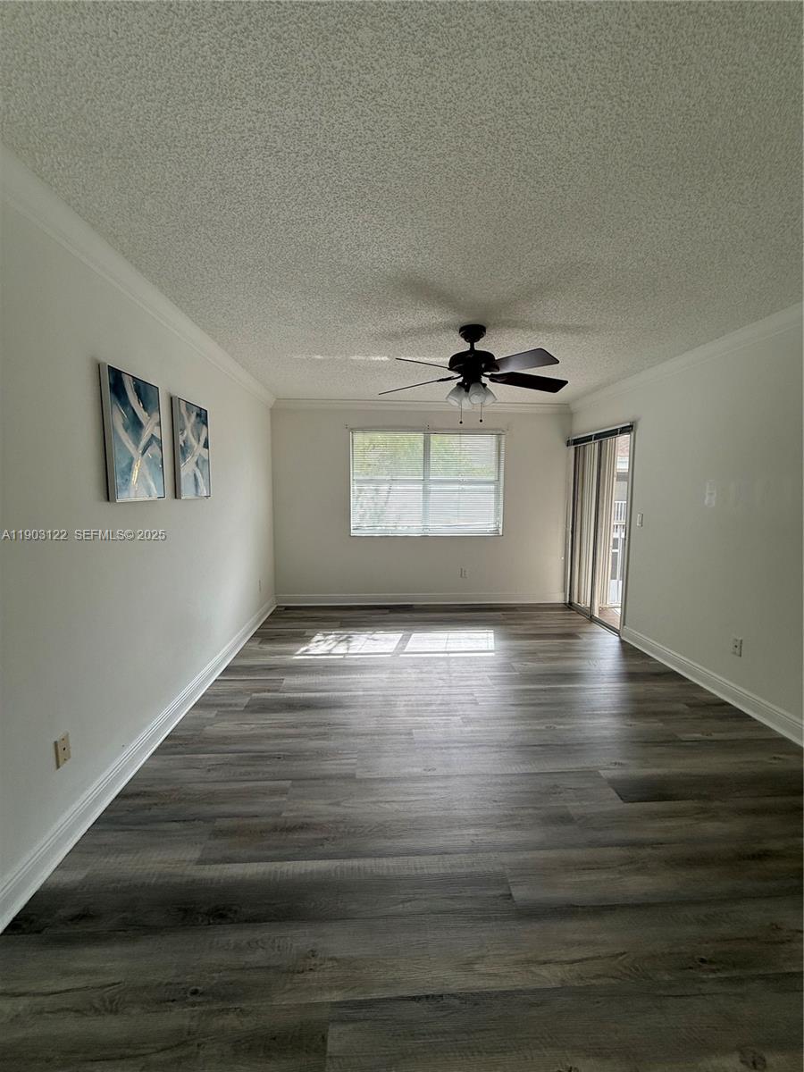 KEYS GATE CONDO NO SIX - Residential