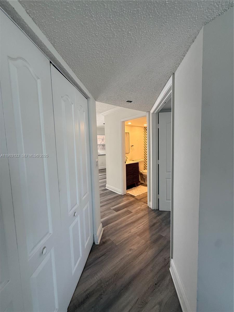 KEYS GATE CONDO NO SIX - Residential